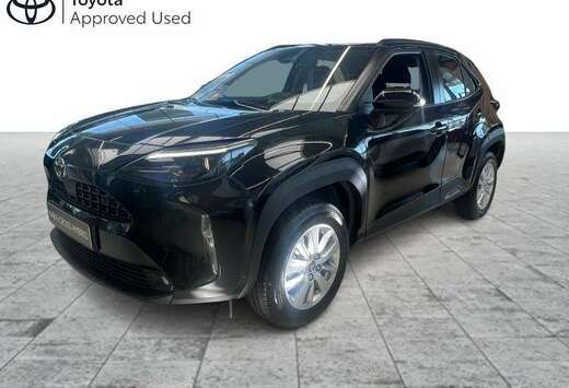 Toyota 1.5 Hybrid Dynamic + Comfort Pack
