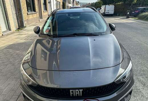 Fiat Tipo SW Cross 1.5 Hybrid DCT