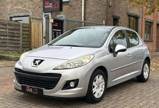 Peugeot 207 1.4i - 8.232KM - Airco - Eerste eigenaar