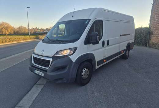 Peugeot MAXI...  1 er PROPRIÉTAIRE