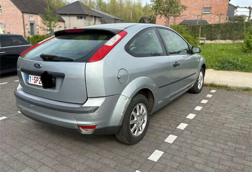 Ford TEL : 0472.92.59.40