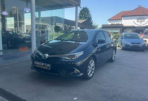 Toyota 1.8 VVT-i Hybrid Automatik Touring Sports Edit ...
