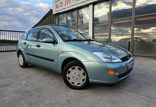 Ford 1.4i Ambiente Anniversary - Toit ouvrant
