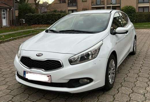 Kia Cee\'d 1.4 CRDi Access