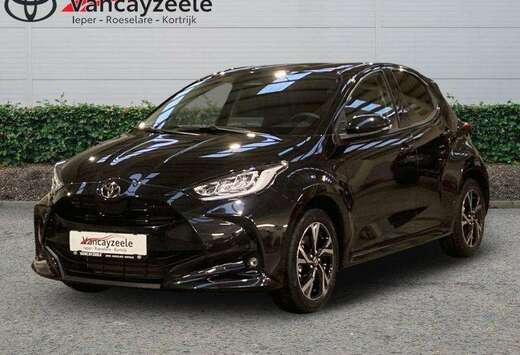 Toyota Iconic+Hi-techpack+cam+nav+sens V+A