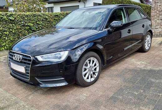 Audi A3 Sportback 1.6 TDi S tronic EURO 5B