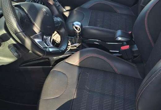 Peugeot PureTech 130ch S&S BVM6 GT Line