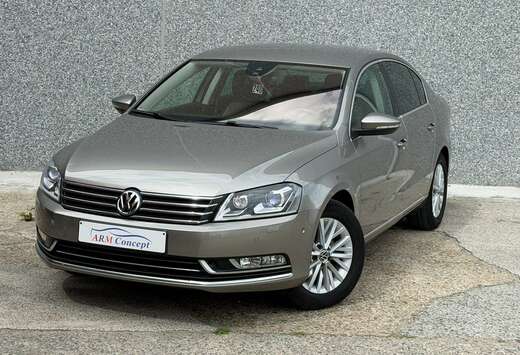 Volkswagen Passat 1.4 TSI HighLine Xenon/Cuir/NAV/Gar ...