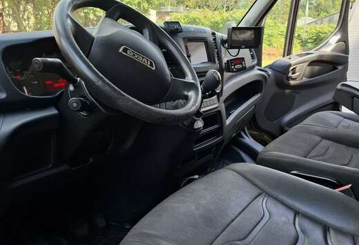 Iveco 35S13D 2.3t Frigo et congelateur