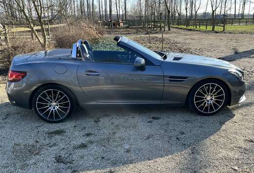 Mercedes-Benz SLC 180 AMG