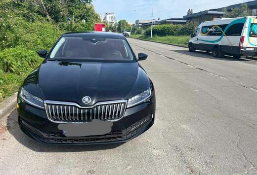 Skoda Superb 2.0 CR TDi Ambition DSG
