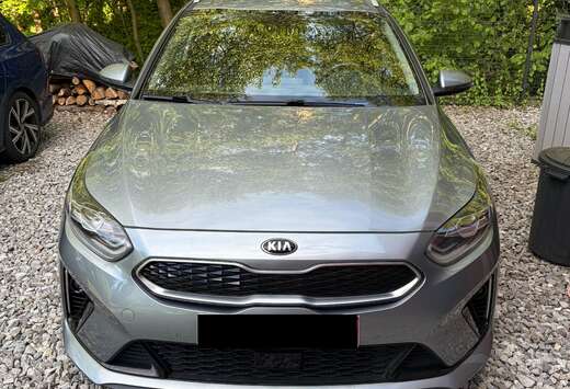 Kia Ceed SW 1.6 GDi PHEV Sense DCT