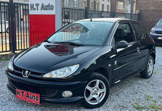 Peugeot 1.4i/Etat neuf/Garantie 12 mois
