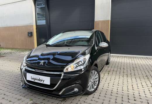 Peugeot 208 1.2i PureTech Style