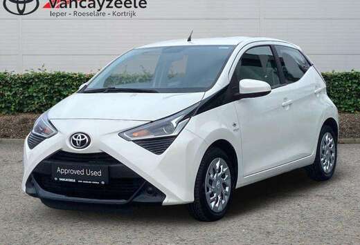 Toyota x-play2+cam+AC+carplay + androidauto