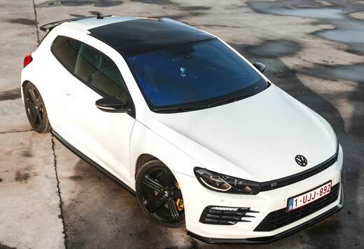 Volkswagen R 2.0 TSI DSG