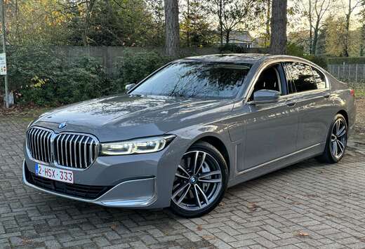 BMW 745e  pano/head up/soft close/massage