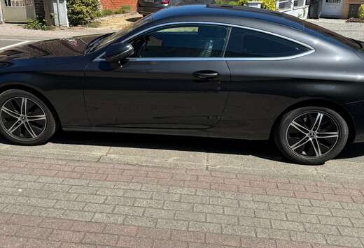 Mercedes-Benz Coupe C 180