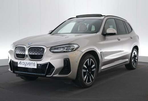 BMW 80 kWh LEDER/CUIR LED GPS PDC CAM Pano BLIS Verw.