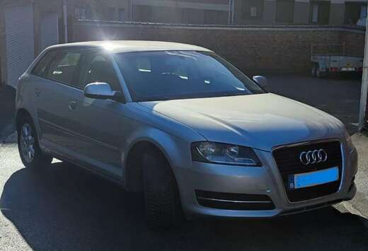 Audi Sportback 1.6 TDi Ambiente Start/Stop S tronic