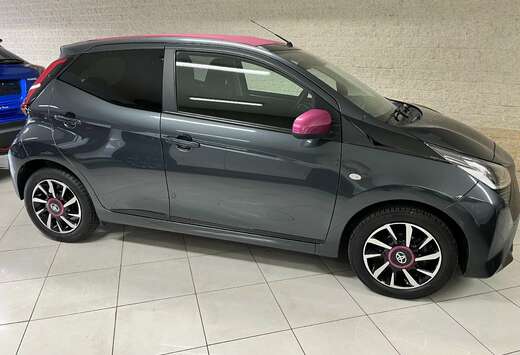 Toyota Aygo 1.0i VVT-i x-style II CABRIO