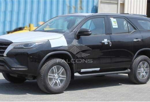 Toyota 2.7L Petrol AT 2025 *FOR EXPORT OUT OF EU*