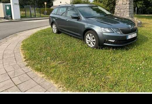 Skoda Octavia SW 1.6 CR TDi Style DSG