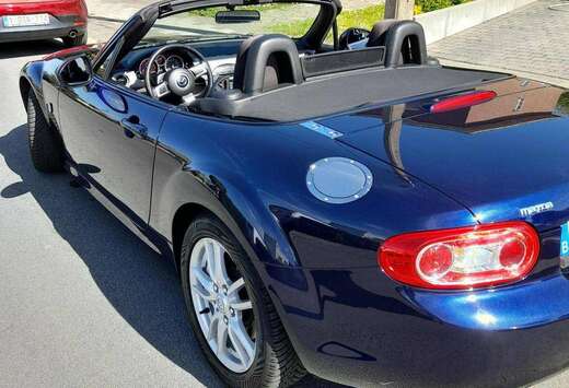 Mazda MX-5 1.8i Active