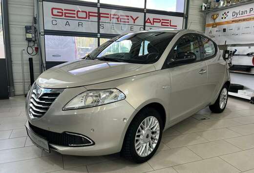 Lancia 1.2 1HAND, BLUETOOTH