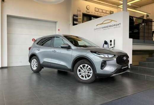 Ford TITANIUM BENZINE NEW MODEL