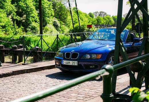BMW 1.9i