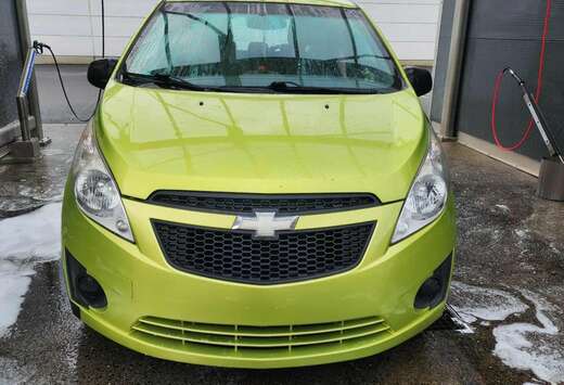 Chevrolet 1.0i