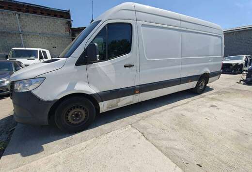 Mercedes-Benz 316 2.1 CDI L1H1 RWD Functional