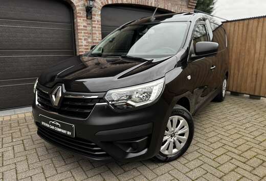 Renault  BTW INCL  LED  CAMERA  PDC  A/C  BLUETOOTH
