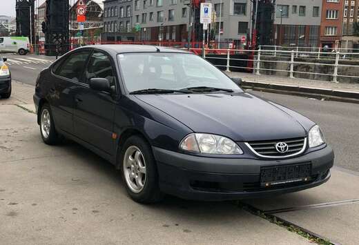 Toyota 1.6i VVT-i 16v Linea Sol