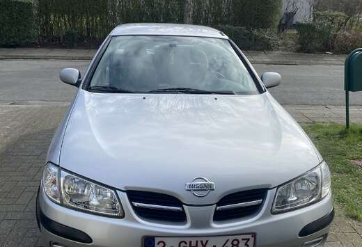 Nissan 1.5i 16v Luxe