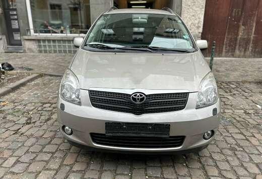 Toyota 1.8 linea sol full option avec jante alliage