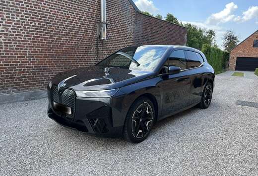 BMW 76.6 kWh xDrive40