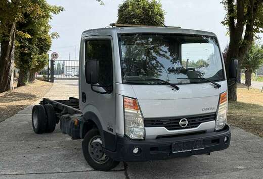 Nissan 2.5 dCi MARCHAND/EXPORT