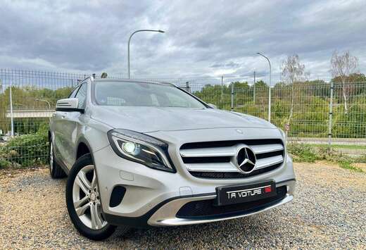 Mercedes-Benz BOITE-AUTO/BI-XENON/CUIR/TOIT-OUVR/SIES ...