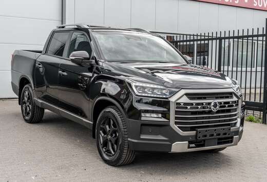 SsangYong Grand 2.2D 4X4 Black Edition - Automaat