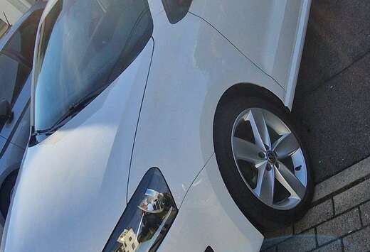 Volkswagen 1.2i White Edition