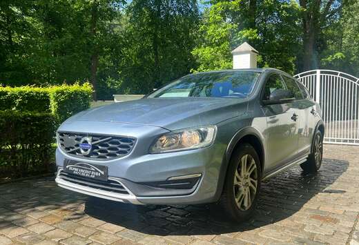 Volvo V60 Cross Country 2.0 D3 Kinetic Geartronic