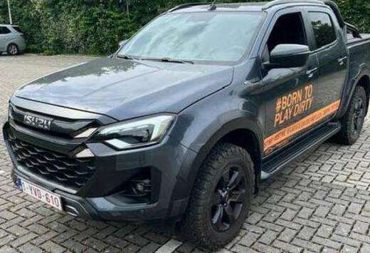 Isuzu 1.9 Turbo D 4WD V-Cross AdBlue