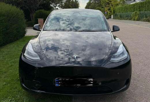 Tesla Model Y 72.5 kWh Standard Range