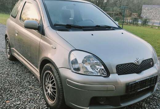 Toyota Yaris T Sport 1.5i VVT-i 16v