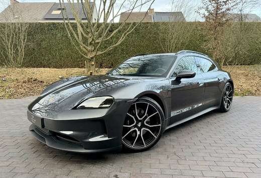 Porsche Sport Turismo Facelift 105kWh/BOSE/Pano/ACC/2 ...