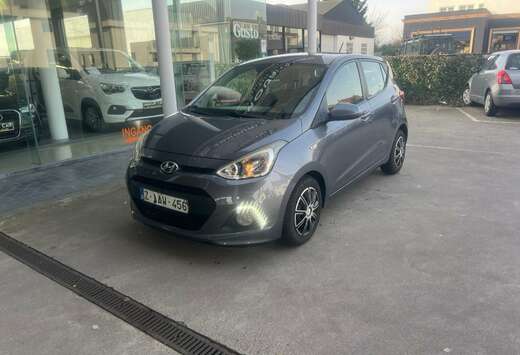 Hyundai 1.0 Intro Edition