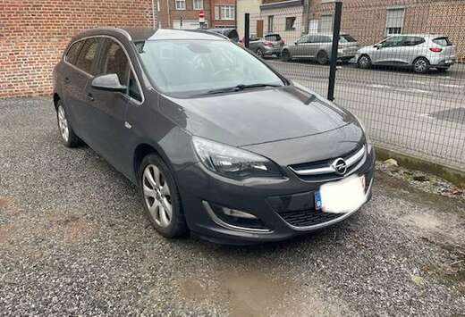 Opel Astra Sports Tourer 1.4 Turbo Design Edition