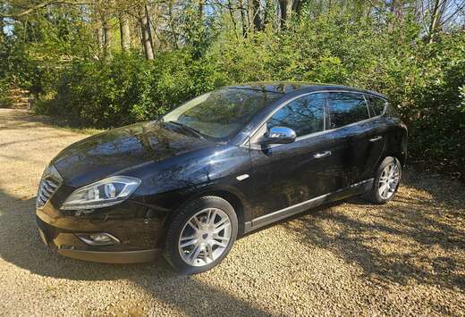 Lancia Delta 1.6 MultiJet Gold